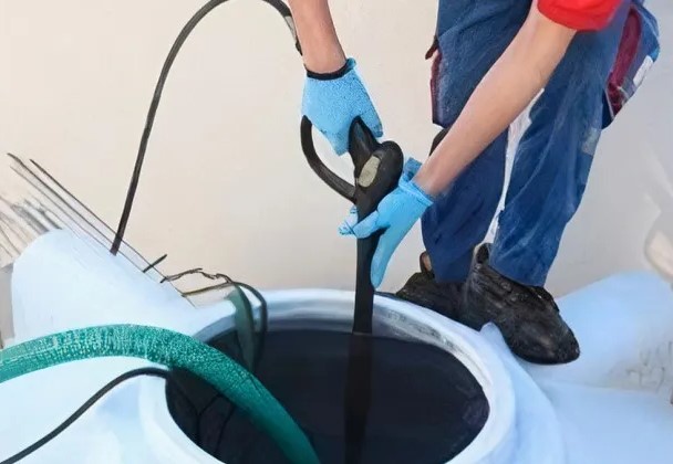 طرق تنظيف وتعقيم الخزانات